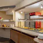 Tomo Free Parking Hotel