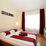 Hotel Tomo Free Parking Riga