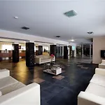 Tomo Free Parking 3*