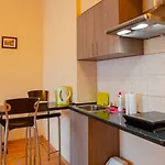 Hotel Tomo Free Parking 3*