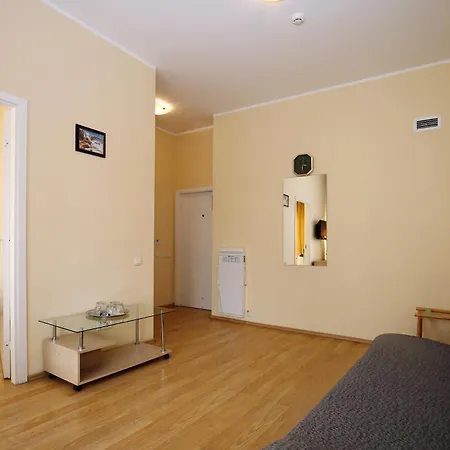 Tomo Free Parking 3* Riga