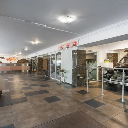 Tomo Free Parking 3* Riga