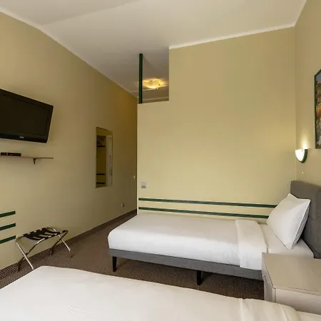 Tomo Free Parking 3* Riga