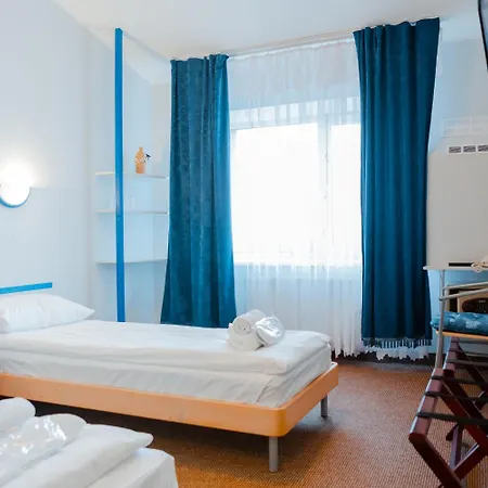 Tomo Free Parking 3* Riga