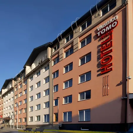 Tomo Free Parking Hotell 3*