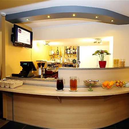 Hotell Tomo Free Parking Riga