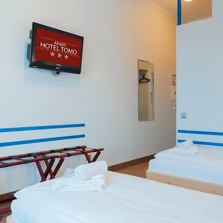 Tomo Free Parking Готель 3*