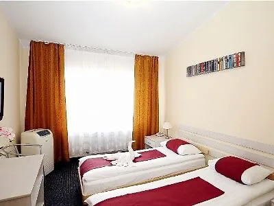 Tomo Free Parking Hotell Riga