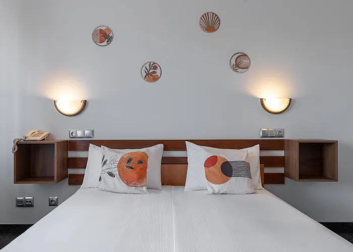 Tomo Free Parking Hotel Riga