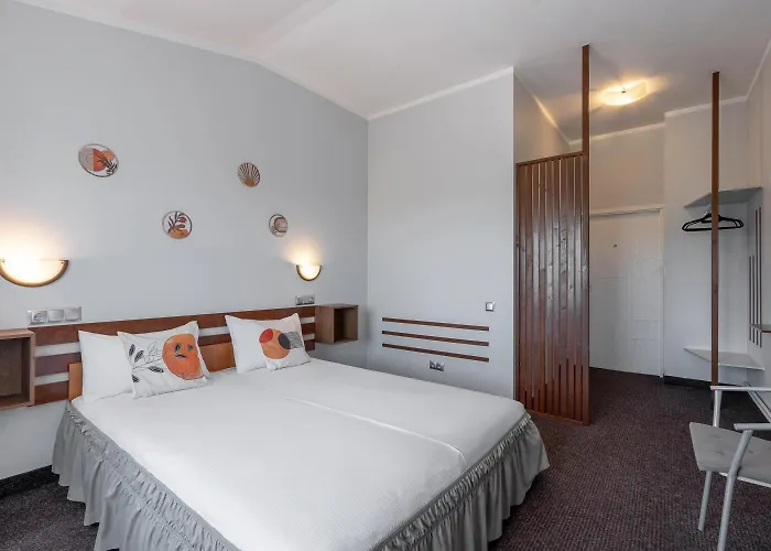 Tomo Free Parking Hotel