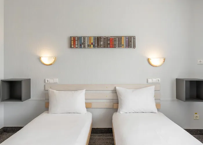 Hotel Tomo Free Parking 3*