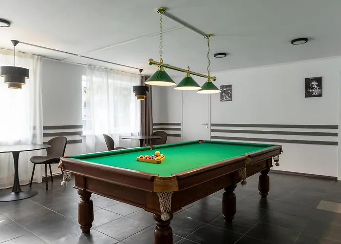 Tomo Free Parking Hotel 3*