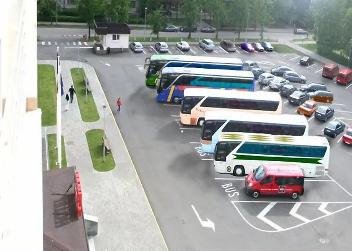 Tomo Free Parking 3* Riga