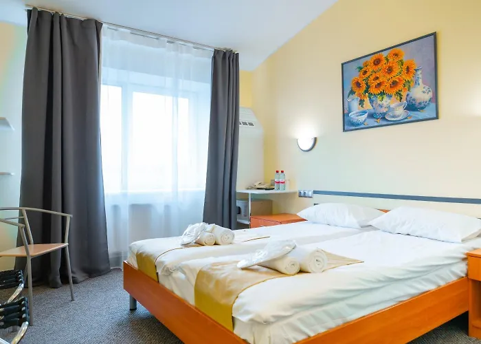 Hotel Tomo Free Parking 3*