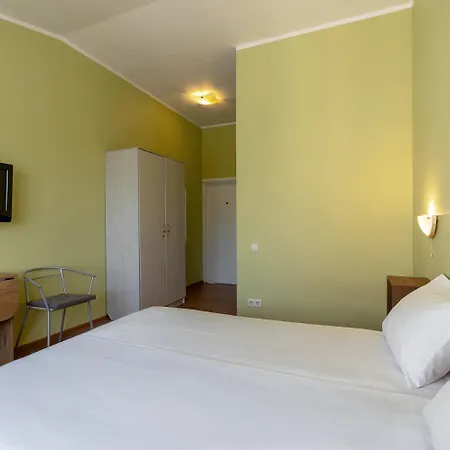 Tomo Free Parking Hotel Ryga