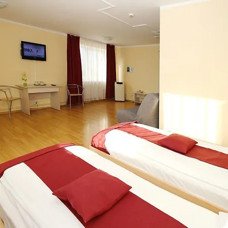 Tomo Free Parking Hotel 3*