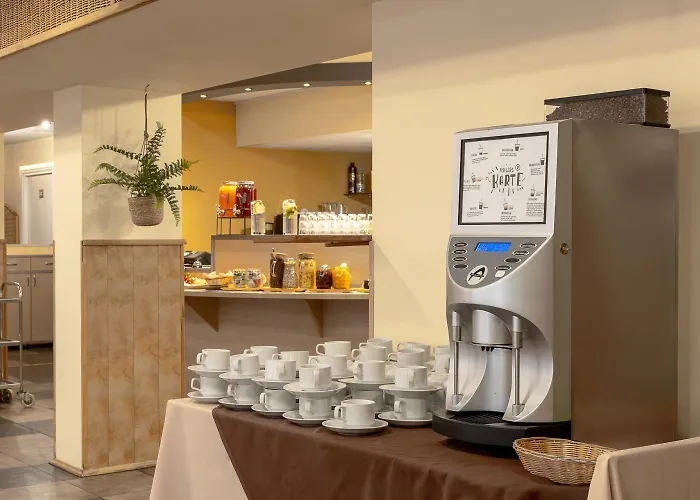 Szálloda Tomo Free Parking 3*