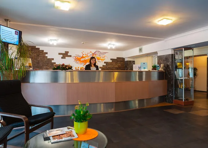 Tomo Free Parking 3* Riga