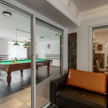 فندق Tomo Free Parking